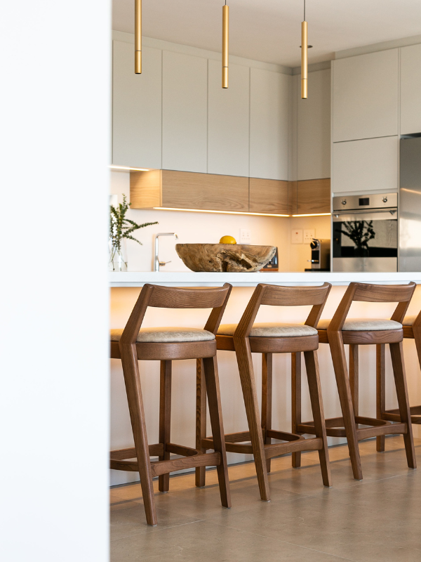 Woodbender, custom furniture, dining furniture, dining chairs, barstools